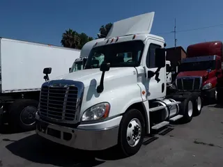 2018 FREIGHTLINER CASCADIA 125