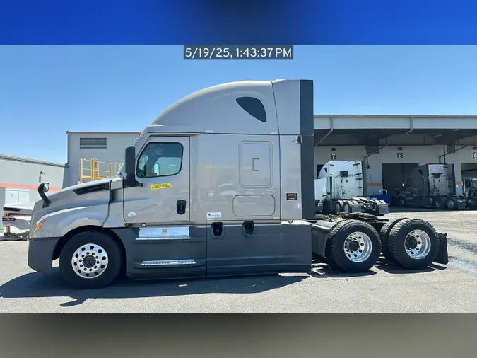 2023 Freightliner Cascadia