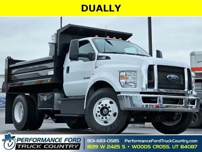 2025 Ford F-650SD72b5ba52452f0a1cdefec2d4995bfb50