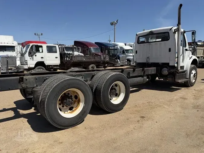 2013 FREIGHTLINER BUSINESS CLASS M2 106