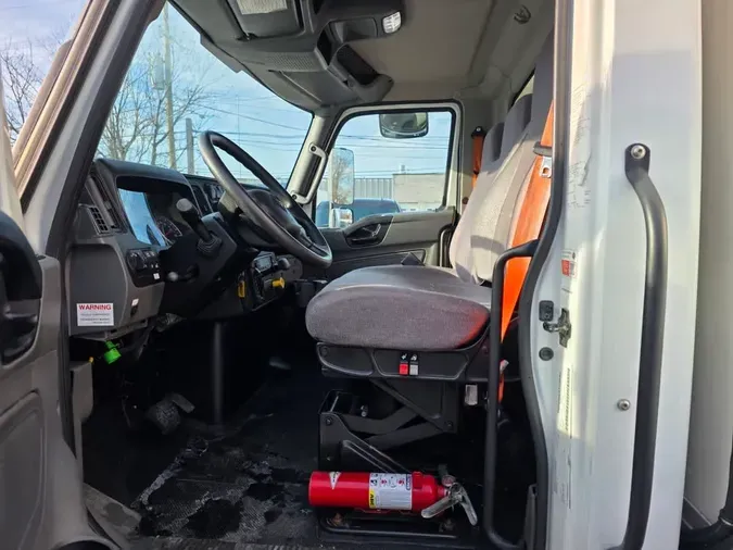 2020 NAVISTAR INTERNATIONAL MV607 (4X2)