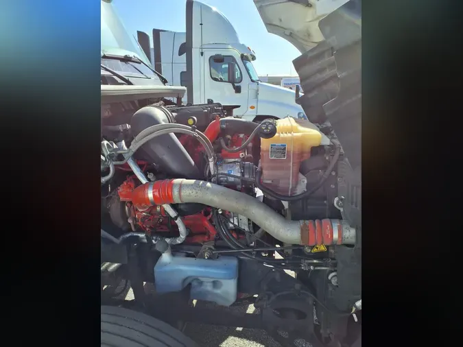 2020 NAVISTAR INTERNATIONAL LT625 SLPR CAB