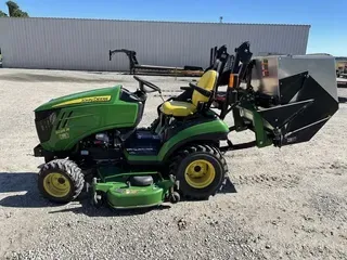 2017 John Deere 1025R