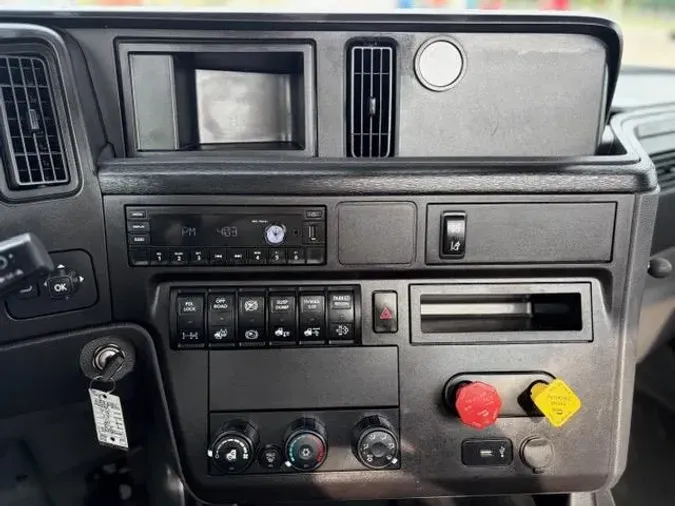 2023 International LT62572bf5684cde5d41a844a0413977acb20