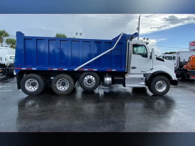 2017 Kenworth T880