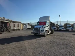 2018 FREIGHTLINER CASCADIA 113
