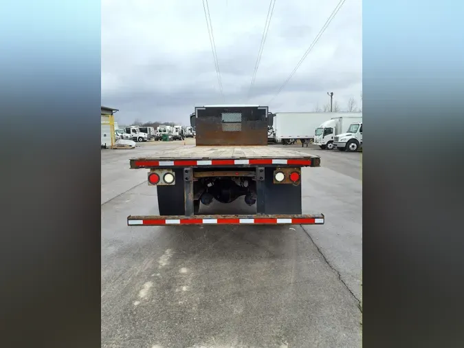 2017 FREIGHTLINER/MERCEDES M2 106