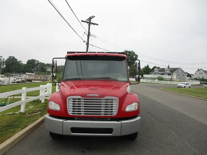 2018 FREIGHTLINER M2