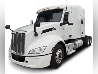 2022 Peterbilt 579