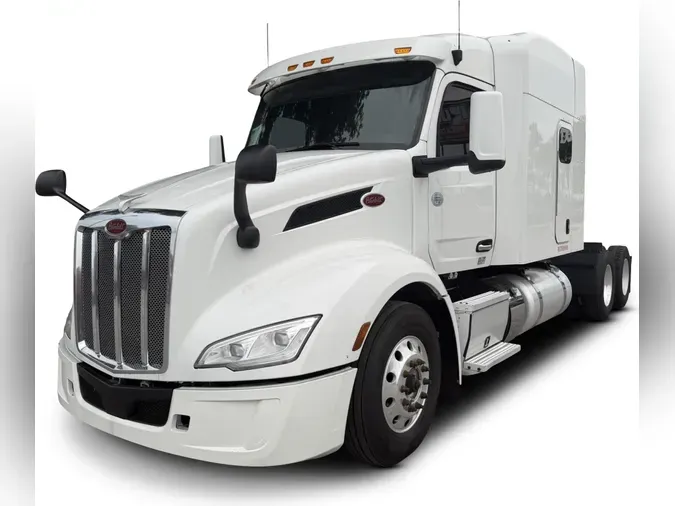 2022 Peterbilt 57972c7bc7b5554f82c866c798c3fcba23f