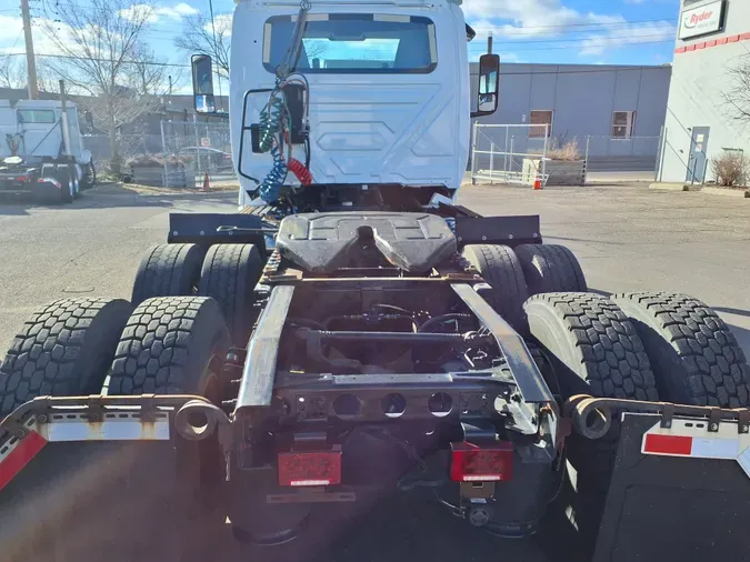 2018 NAVISTAR INTERNATIONAL LT625 DAYCAB T/A