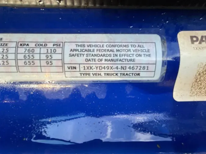 2022 Kenworth T68072d38cbd0f81e555c7dfbabbc383f41b