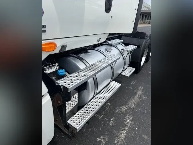 2020 International LT625