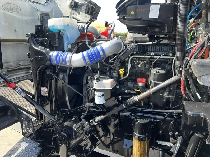 2020 Peterbilt 567