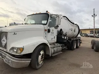 2003 INTERNATIONAL 9200