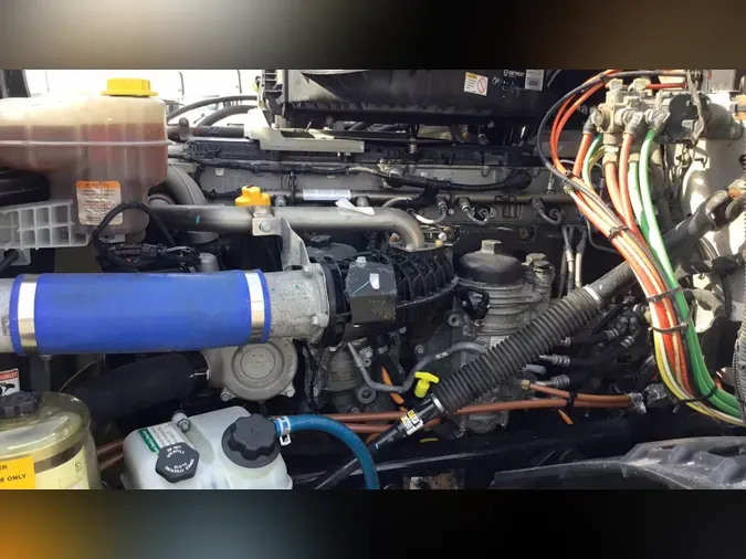 2021 Freightliner Cascadia 126