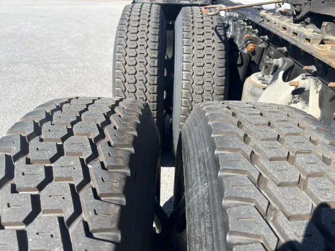 2020 International LT62572ebb182ec833f3887de78d75356e24f