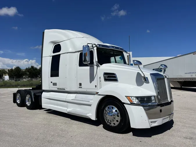 2020 Western Star 5700XE