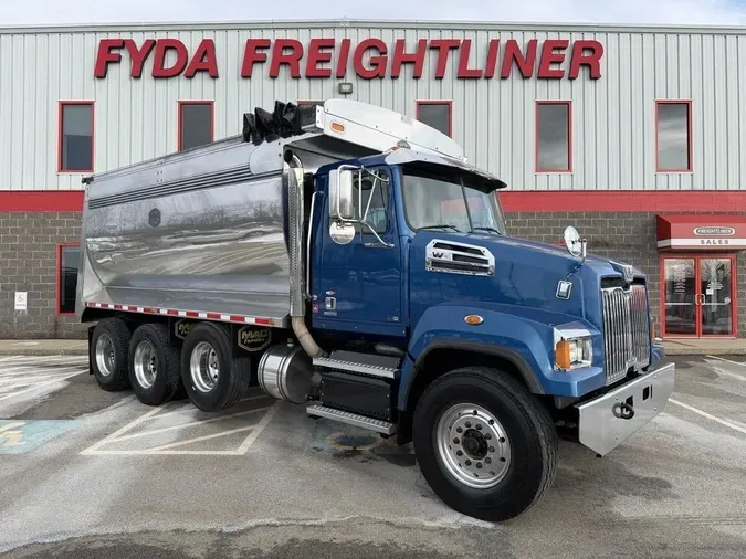 2015 Western Star 4700 SF72ed2cfb7f3ca75ace98f4e06353d384