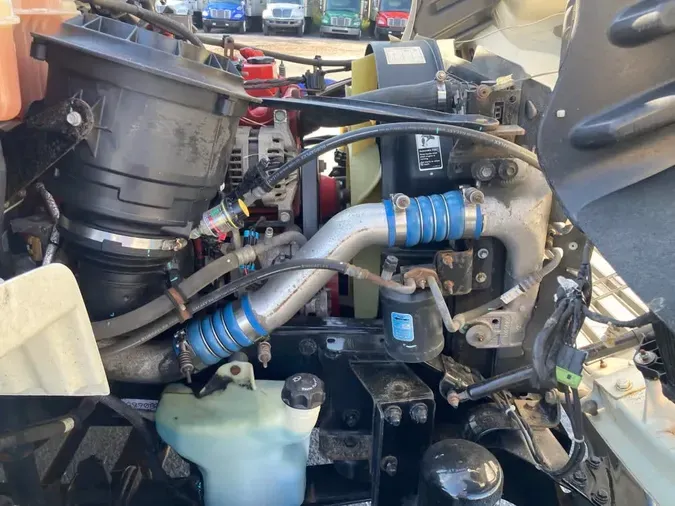 2019 FREIGHTLINER/MERCEDES M2 10672f0642d5b82803115b100762e3b7dba
