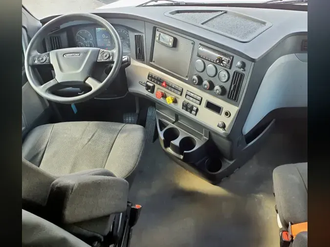 2020 FREIGHTLINER NEW CASCADIA PX12664
