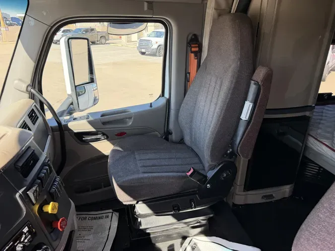2022 Peterbilt 579