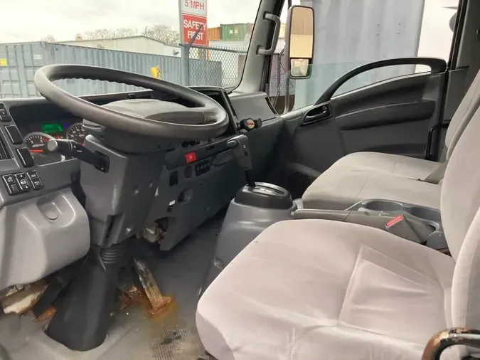 2018 ISUZU NPR HD