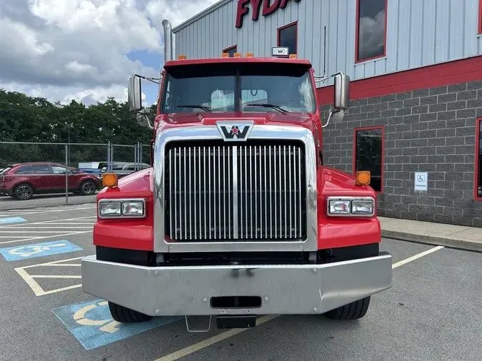 2019 Western Star 4900 SB