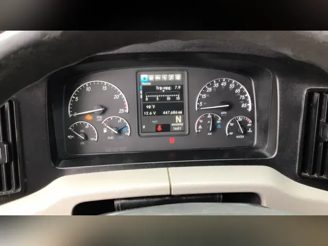 2021 Freightliner Cascadia 126