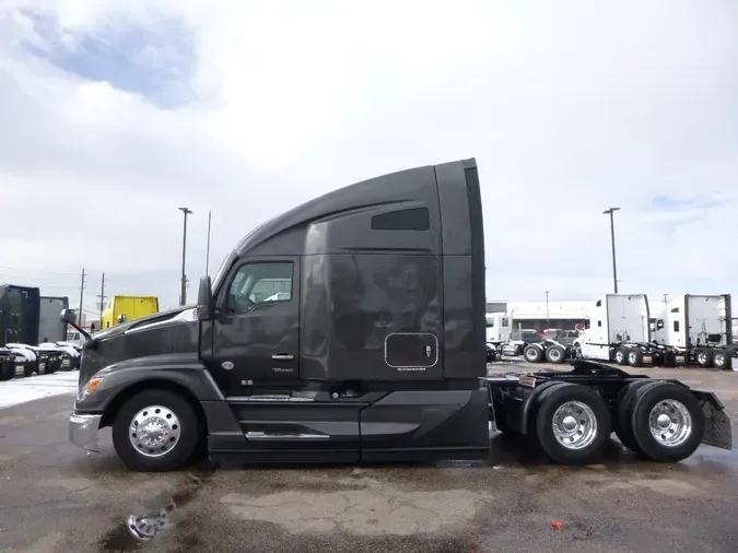 2023 Kenworth T680