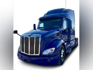 2022 Peterbilt 579