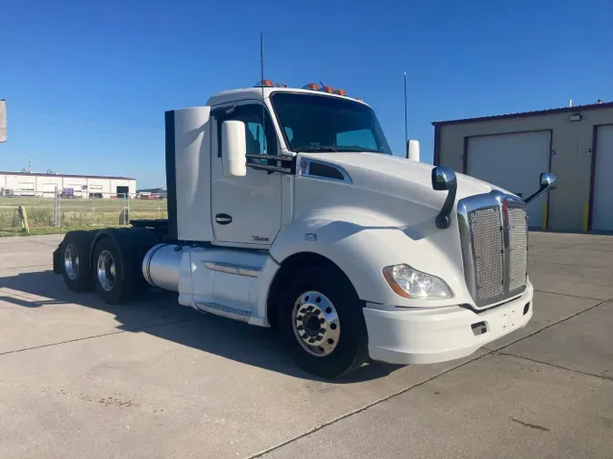 2017 Kenworth T680