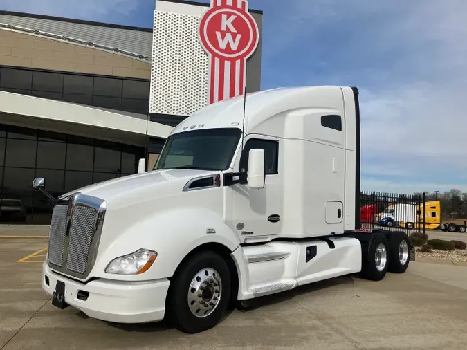 2021 Kenworth T680