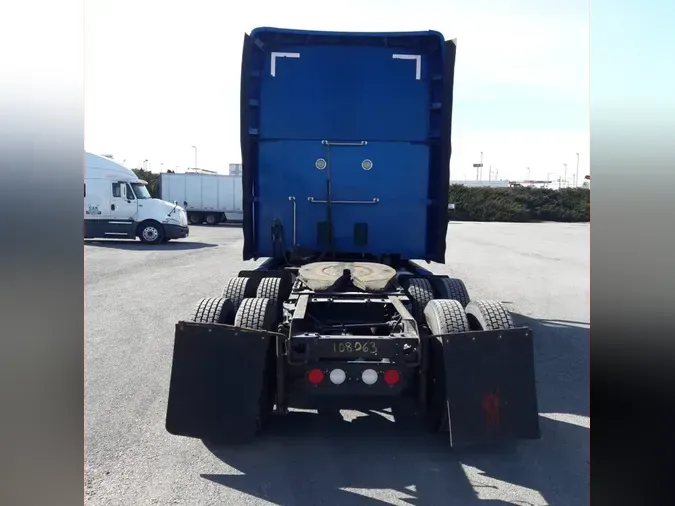 2017 KENWORTH T-680