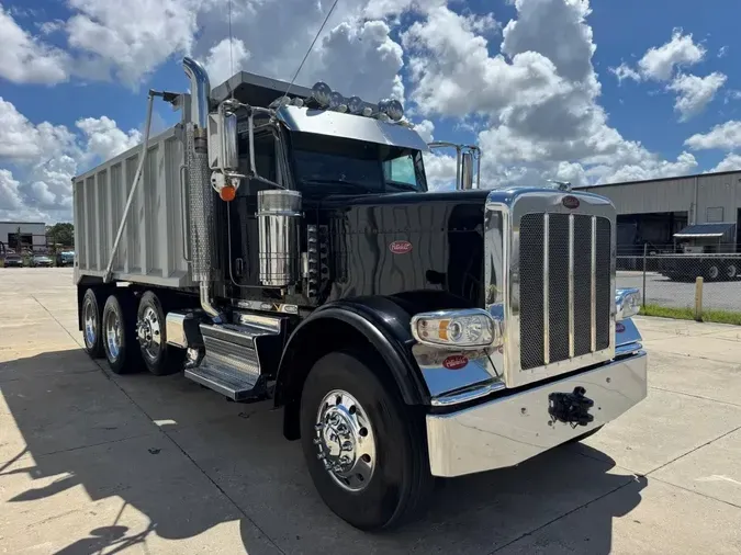 2024 Peterbilt 389