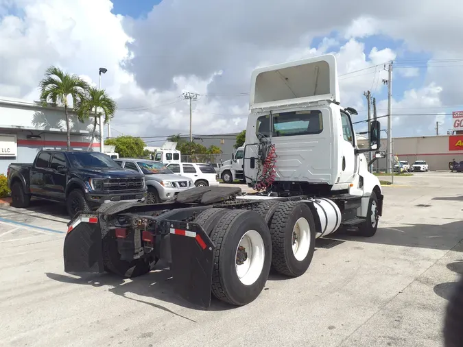 2018 NAVISTAR INTERNATIONAL LT625 DAYCAB T/A