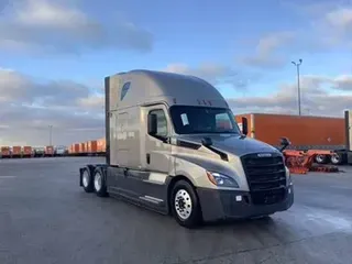 2020 Freightliner Cascadia