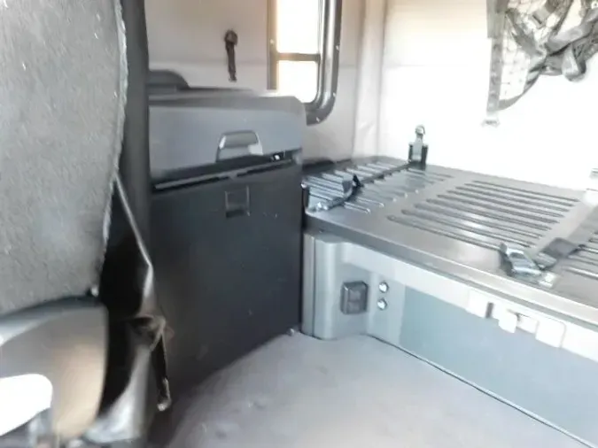 2020 Freightliner New Cascadia 126