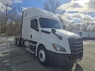 2020 FREIGHTLINER CA126