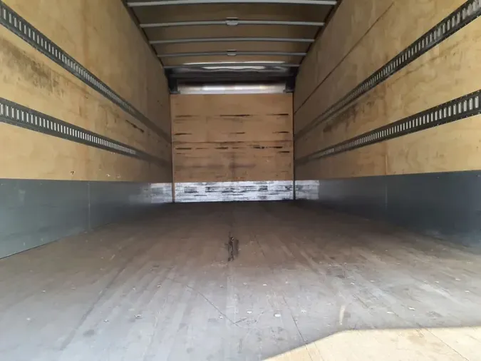 2022 FREIGHTLINER/MERCEDES M2 106