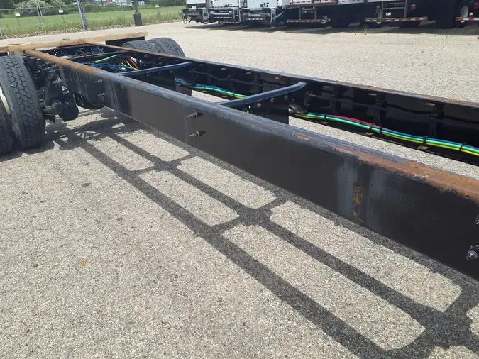 2021 FREIGHTLINER/MERCEDES M2 10673162715345490f6c2b4b935437f2f01
