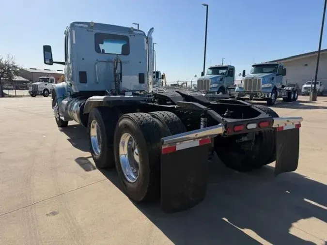 2023 Peterbilt 567