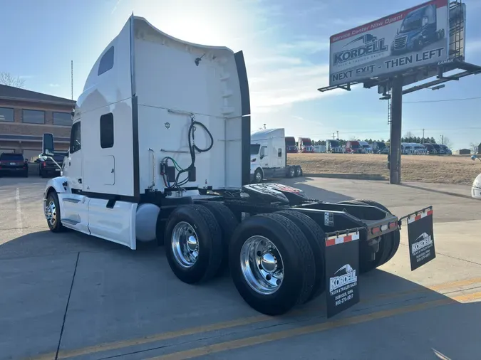 2022 PETERBILT 579