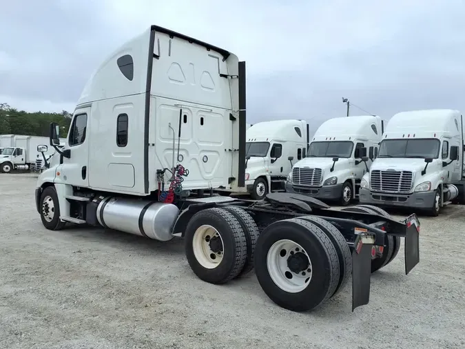 2018 FREIGHTLINER CASCADIA 125