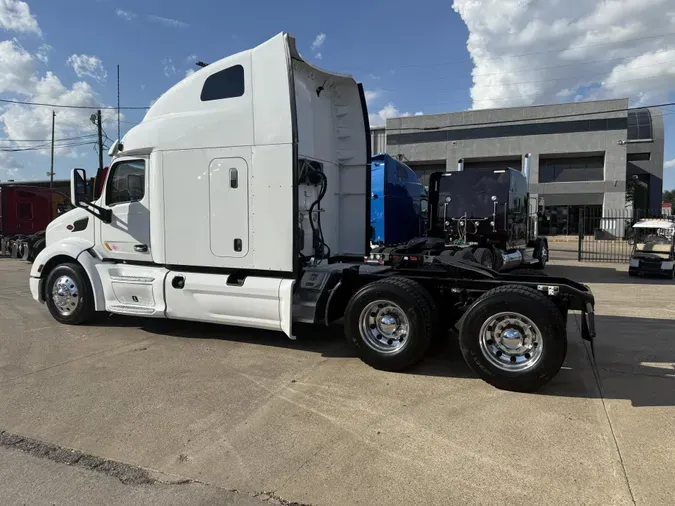 2022 Peterbilt 579