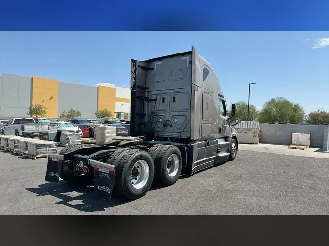 2024 Freightliner Cascadia 126731ea7170ee83e8ca0d7b24cb90738a9