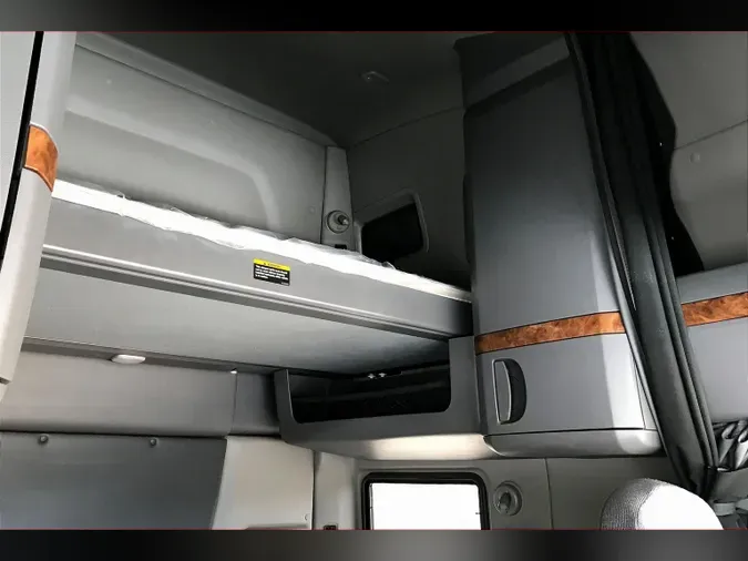 2021 INT LT625 6x4