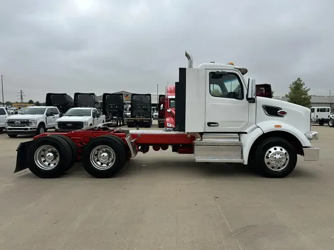 2023 Peterbilt 567