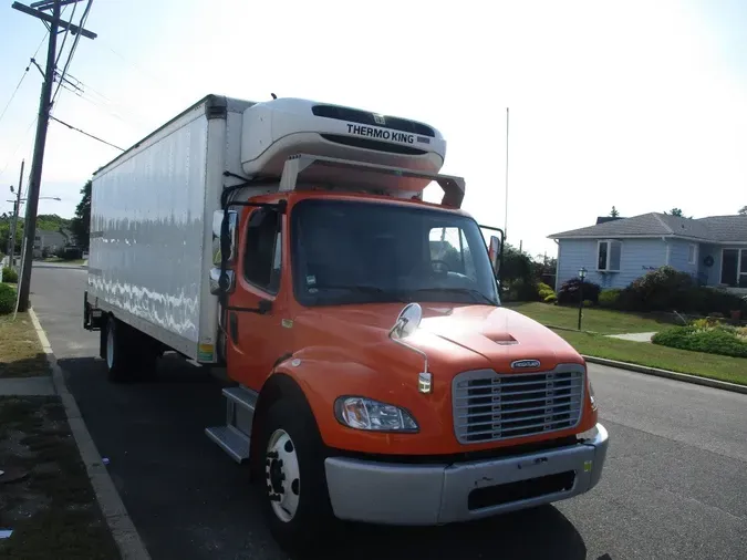 2013 FREIGHTLINER M2