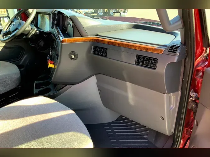 2021 INT LT625 6x4